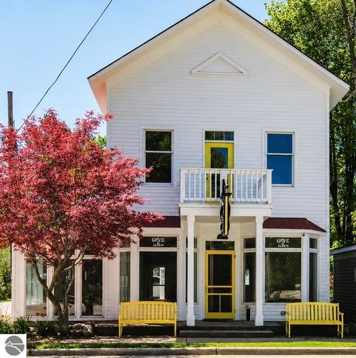 9053 Helena Rd, Alden, MI, 49612-5106 | Card Image