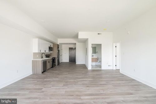 apt-208-1420 Point Breeze Ave, PHILADELPHIA, PA, 19146-4381 | Card Image