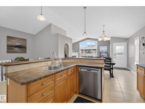 31 Bonin Cres, Beaumont, AB, T4X1S1 | Card Image