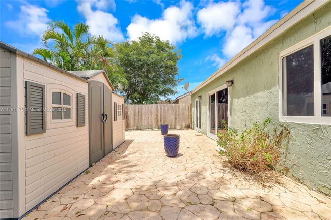 18982 Cloud Lake Cir, House other with 2 bedrooms, 2 bathrooms and null parking in Boca Raton FL | Image 40