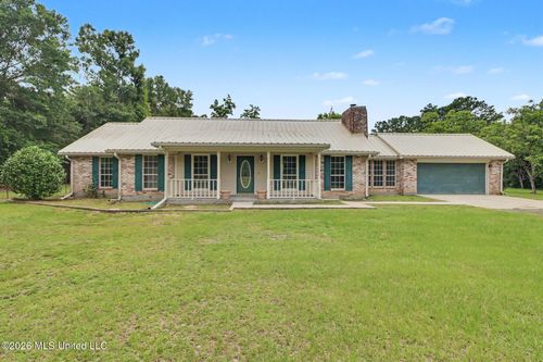 256 Morgan Seal Rd, Picayune, MS, 39466-9327 | Card Image