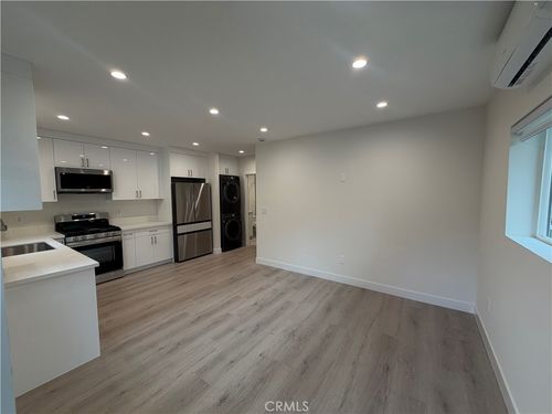 13897 Wallabi Avenue, Sylmar, CA, 91342 | Card Image