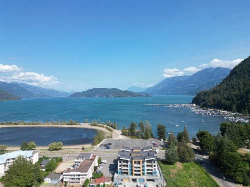 106-470 Esplanade Ave, Harrison Hot Springs, BC, V0M1K0 | Card Image