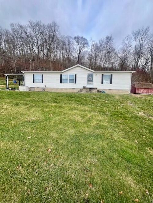 41 W Main St, Jacksonville, OH, 45740-2501 | Card Image