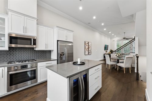 4612 New Water Ln, Dallas, TX, 75219-3626 | Card Image