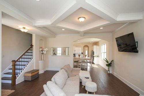 137 Glacier Way, La Vergne, TN, 37086-2175 | Card Image