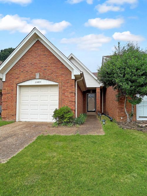 1681 Oaken Bucket Dr, Cordova, TN, 38016-8580 | Card Image