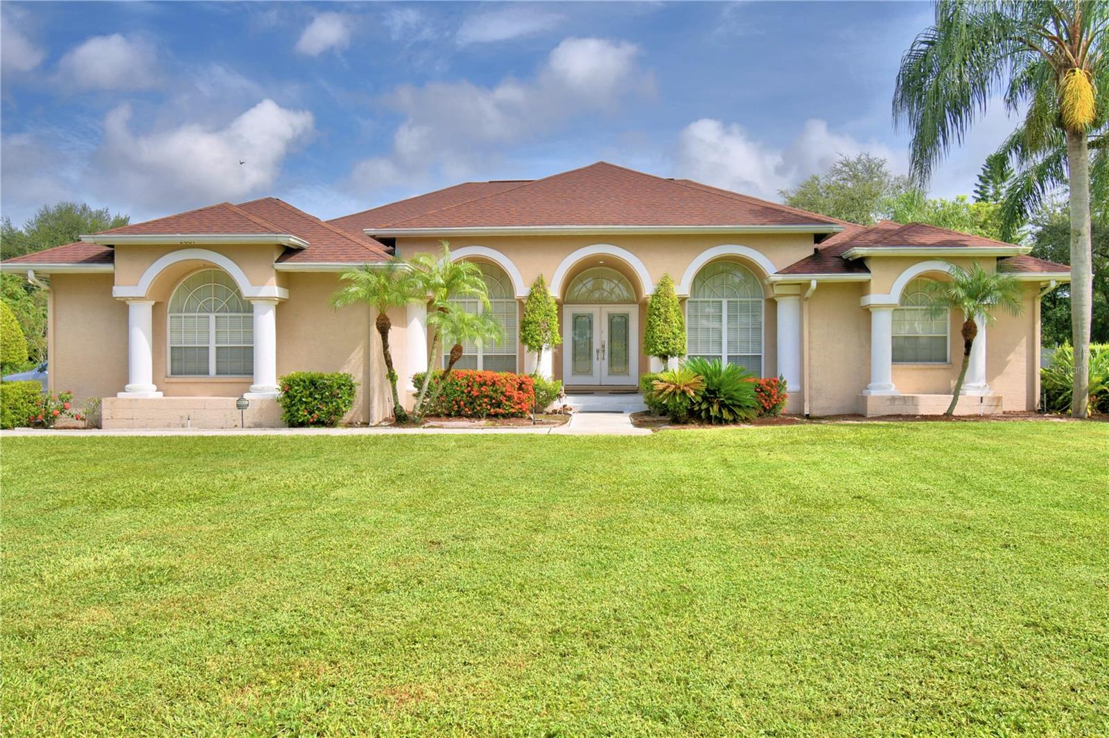 Clubhouse Rd, Lakeland, FL 33813