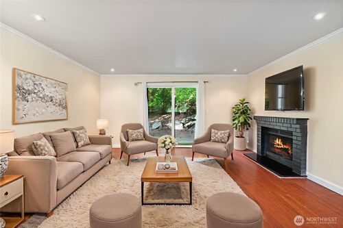 apt-c102-14010 Ne 181st Pl, Woodinville, WA, 98072-3586 | Card Image