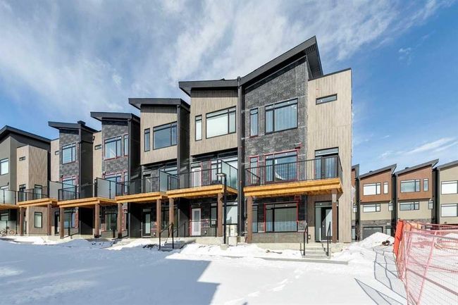 65 Royal Elm Green Nw, Home with 3 bedrooms, 2 bathrooms and 2 parking in Calgary AB | Image 24