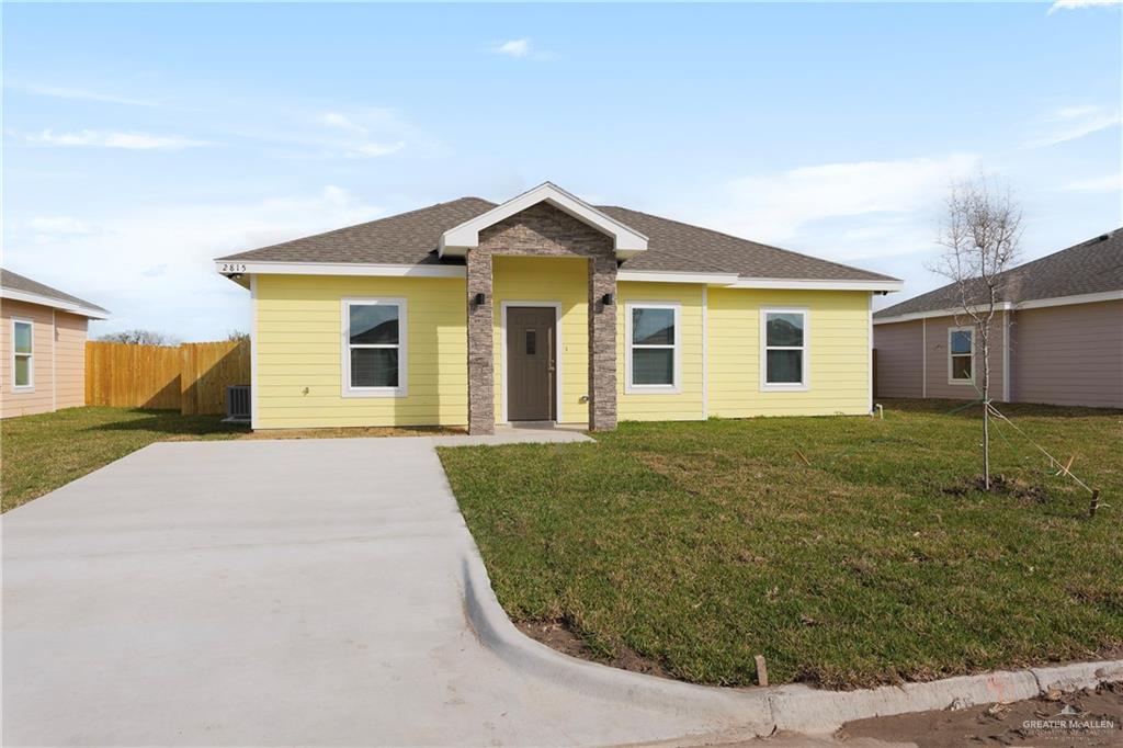 Maria Dr, LA Feria, TX 78559