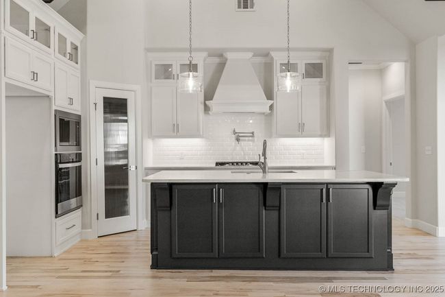 12662 S Irvington Ave, House other with 3 bedrooms, 3 bathrooms and null parking in Bixby OK | Image 17