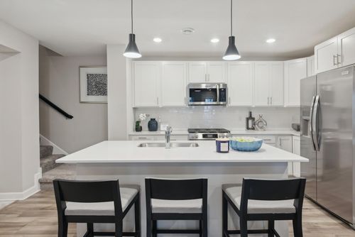 5155 Long Pointe Pass, Woodbury, MN, 55129 | Card Image