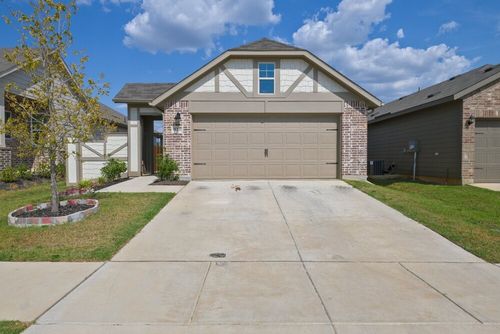 933 King St, Aubrey, TX, 76227-4654 | Card Image