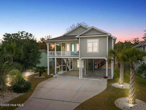 205 Ne 59th St, Oak Island, NC, 28465-4820 | Card Image