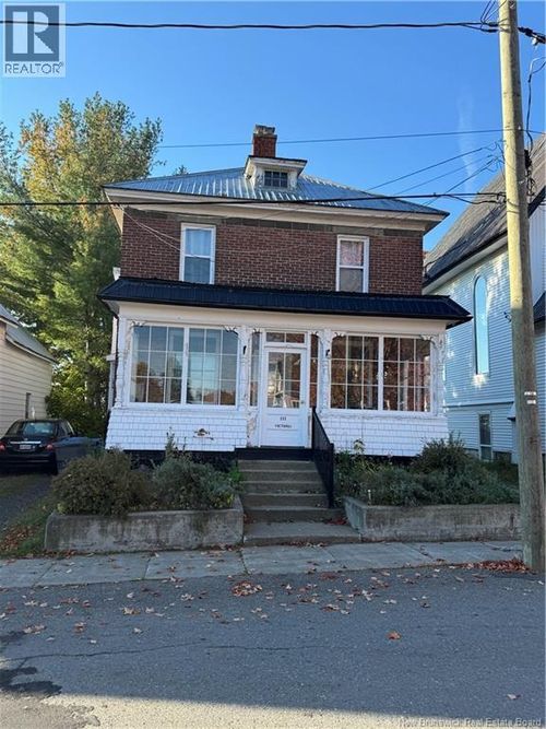111 Victoria St, Woodstock, NB, E7M3A4 | Card Image