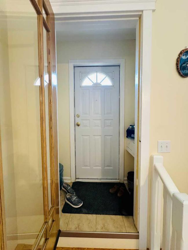 5618 52 St, House other with 4 bedrooms, 2 bathrooms and 1 parking in Taber AB | Image 4
