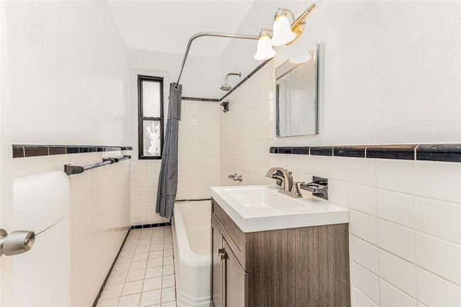 APT-1A - 44 Parkway N, Home with 1 bedrooms, 1 bathrooms and null parking in Yonkers NY | Image 10