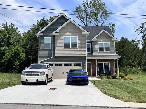 108 Thoroughbred Blvd, Shelbyville, TN, 37160-2405 | Card Image