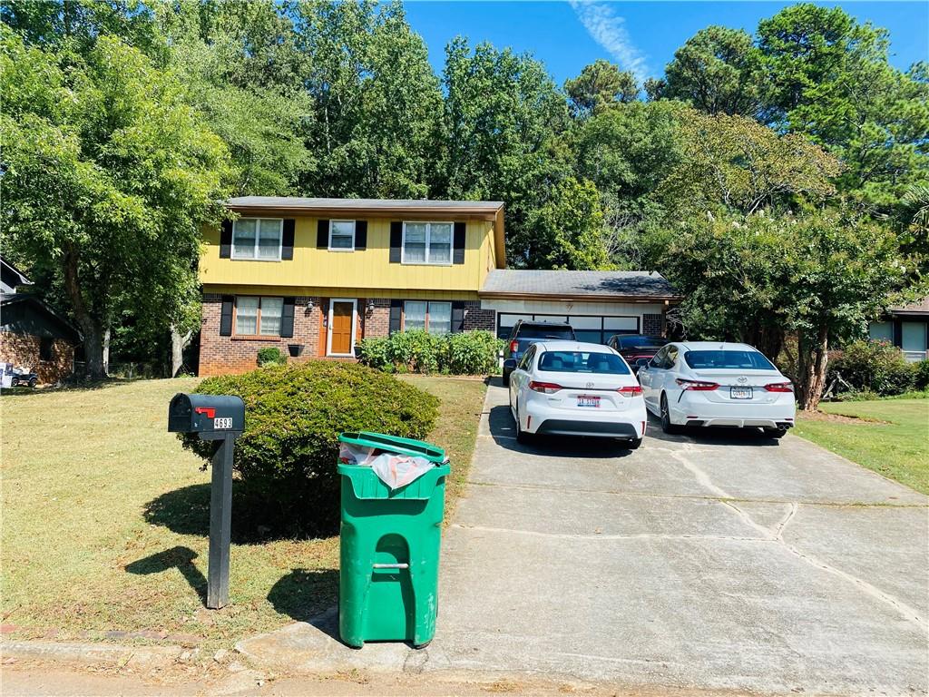 Mercer Rd, Stone Mountain, GA 30083