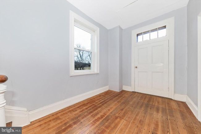 2820 Milt Summers Rd, Home with 4 bedrooms, 1 bathrooms and null parking in MIDDLETOWN MD | Image 9