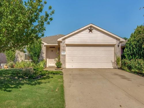 3820 Bandera Ranch Rd, Roanoke, TX, 76262-4572 | Card Image