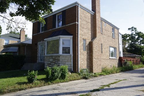 6017 N Bernard St, CHICAGO, IL, 60659-3415 | Card Image