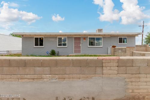 7100 E Lilac Pl, Tucson, AZ, 85730-3714 | Card Image
