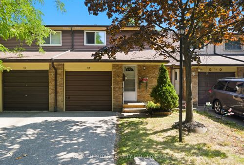 113-929 Burns St W, Whitby, ON, L1N6J5 | Card Image