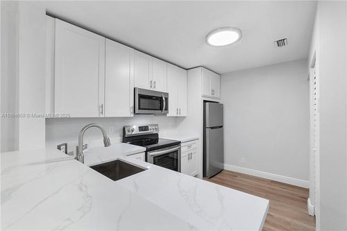 205a2-5861 Riverside Dr, Coral Springs, FL, 33067-2905 | Card Image