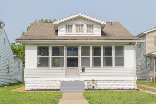 1910 N Weinbach Ave, Evansville, IN, 47711-4328 | Card Image