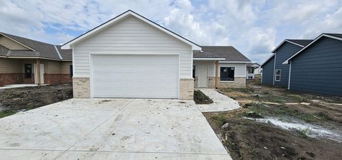 5115 N Toben Ct, Bel Aire, KS, 67226 | Card Image