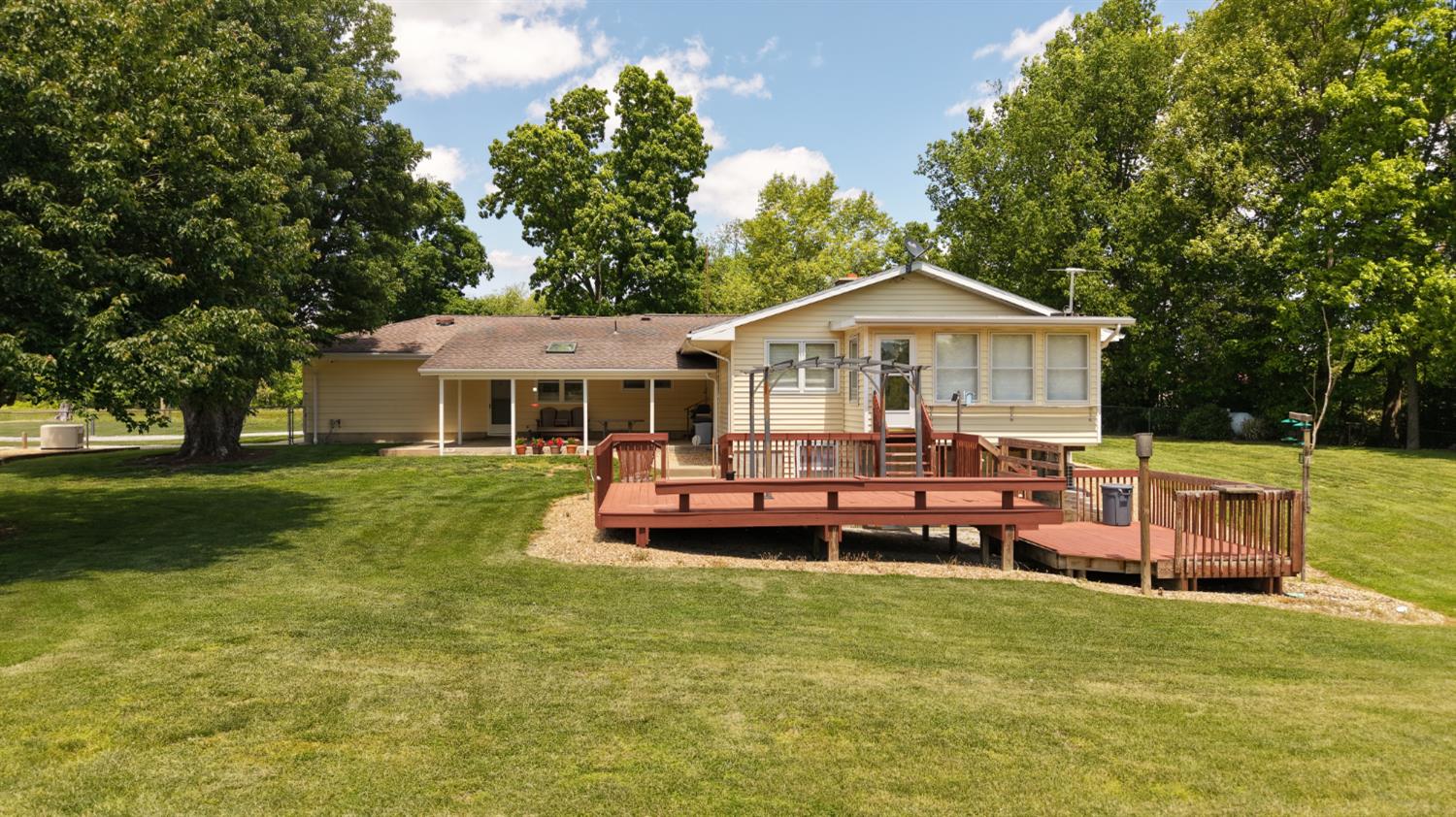 Residential in Moores Hill 4