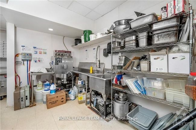 2858 Munster Rd, Home with 0 bedrooms, 0 bathrooms and null parking in Munster ON | Image 24