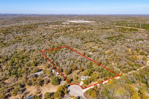 21400 Webberwood Rdg, Elgin, TX, 78621-5261 | Card Image