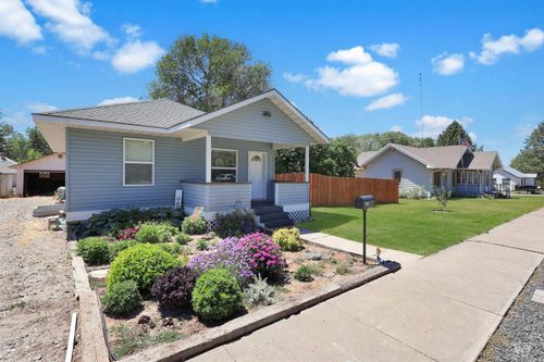 409 E Avenue C, Jerome, ID, 83338-2725 | Card Image