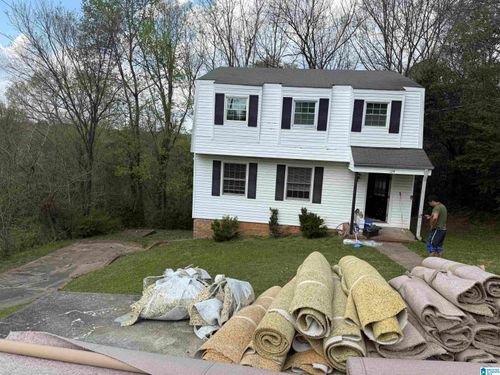 124 Fox Hill Dr, Center Point, AL, 35215-2531 | Card Image