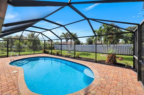 322 Se 17th St, Cape Coral, FL, 33990-2295 | Card Image