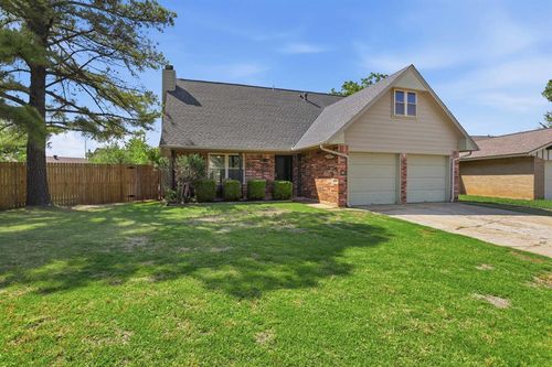 1525 Vulcan Circle, Edmond, OK, 73003 | Card Image