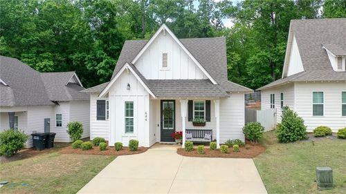 644 Village Drive, OPELIKA, AL, 36801 | Card Image