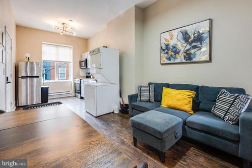 1261 N 23rd St, Philadelphia, PA, 19121-4804 | Card Image