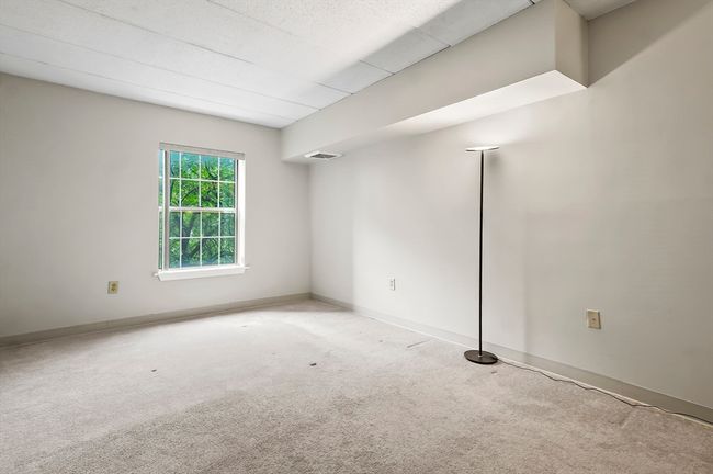 APT-208 - 200 Captains Row, Condo with 2 bedrooms, 2 bathrooms and 2 parking in Chelsea MA | Image 10