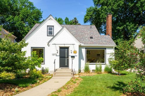 1373 Avon St N, Saint Paul, MN, 55117-4005 | Card Image