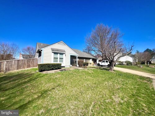 5406 Clubside Ln, CENTREVILLE, VA, 20120-1219 | Card Image