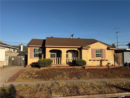 6611 Birchwood St, San Diego, CA, 92120-2817 | Card Image