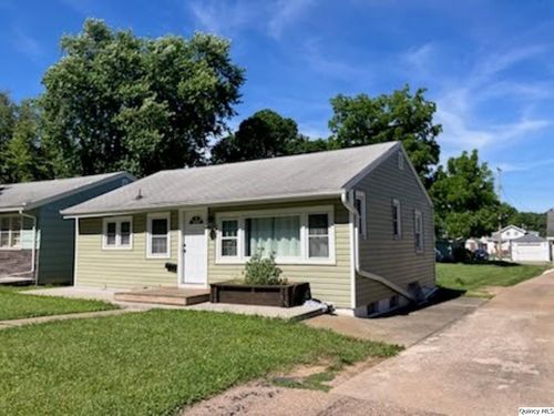 808 S 18th St, Quincy, IL, 62301-5255 | Card Image
