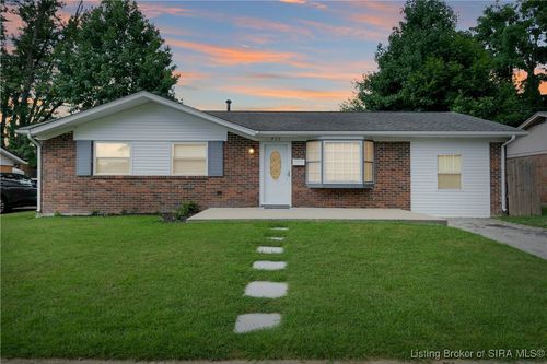 511 Mockingbird Dr, Jeffersonville, IN, 47130-5050 | Card Image