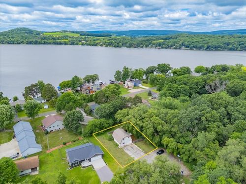 N3387 Deer Path Rd, POYNETTE, WI, 53955-9802 | Card Image