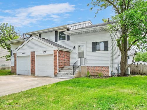 1475 Merrimac Ln N, Hanover Park, IL, 60133-6211 | Card Image
