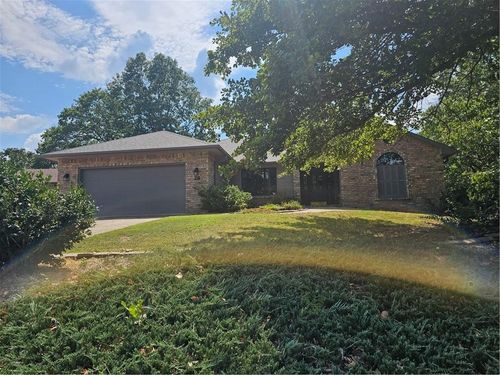 28 Mckenzie Dr, Bella Vista, AR, 72715-5108 | Card Image